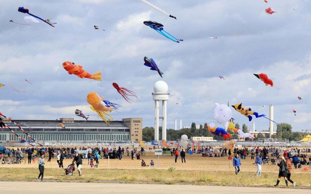 Schillinger-berlin Am Tempelhofer Feld *